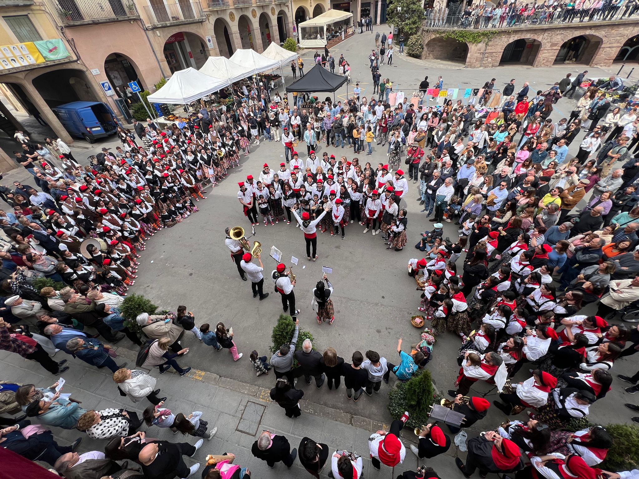 Cardona celebra la Pasqua aquest diumenge amb les tradicionals Caramelles